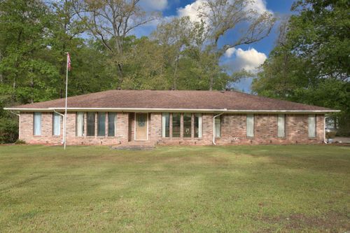 6845 Village Dr, Pine Bluff, AR, 71603-8919 | Card Image