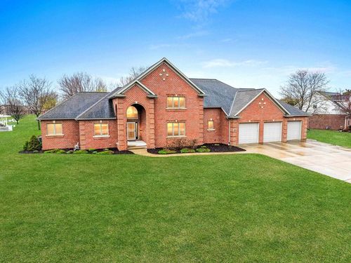 230 Oak Brook Drive, Pulaski, WI, 54162 | Card Image