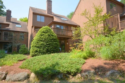 3 Lakeview Pl, Grantham, NH, 03753-5435 | Card Image