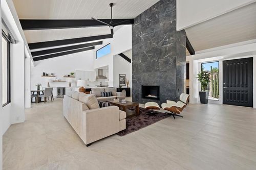 607 Desert West Dr, Rancho Mirage, CA, 92270-1353 | Card Image