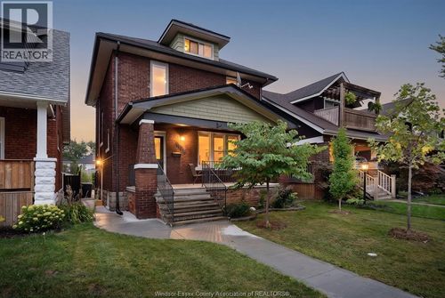 1460 Moy Ave, Windsor, ON, N8X4S8 | Card Image
