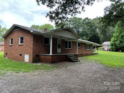 3053/3057 Nc 150 Highway E, Home with 4 bedrooms, 2 bathrooms and null parking in Lincolnton NC | Image 1