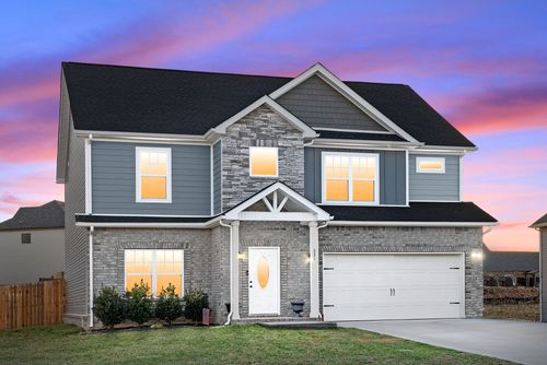 331 Bluebriar Trce, Clarksville, TN, 37043-2151 | Card Image