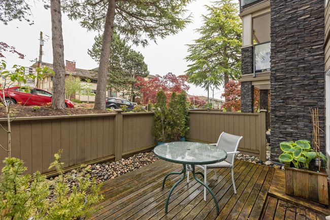 105 - 1371 Foster Street, Condo with 2 bedrooms, 1 bathrooms and 1 parking in White Rock BC | Image 30