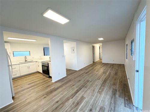 3228 Monsarrat Ave, Honolulu, HI, 96815-4475 | Card Image