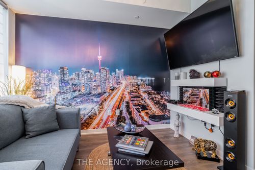 606-20 Richardson St, Toronto, ON, M5A0S6 | Card Image