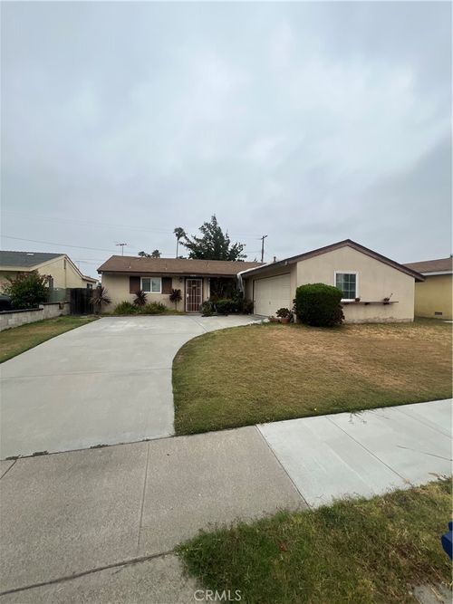 6840 Mount Waterman Dr, Buena Park, CA, 90620-4234 | Card Image