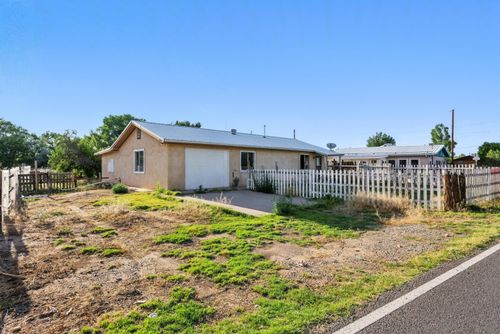 1237 Gabaldon Rd, Belen, NM, 87002-7521 | Card Image