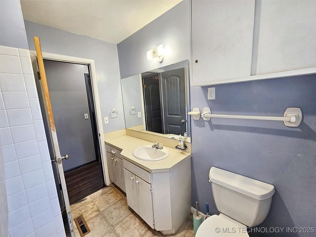 1306 E Shawnee St, House other with 3 bedrooms, 2 bathrooms and null parking in Tahlequah OK | Image 20
