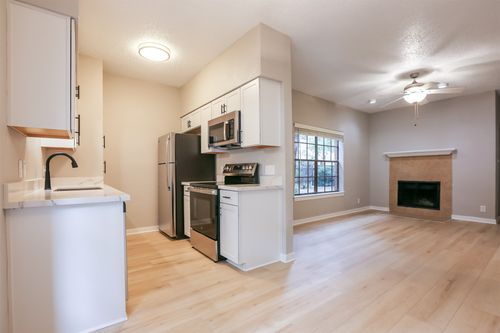 apt-104-203 E 31st St, Austin, TX, 78705-3073 | Card Image