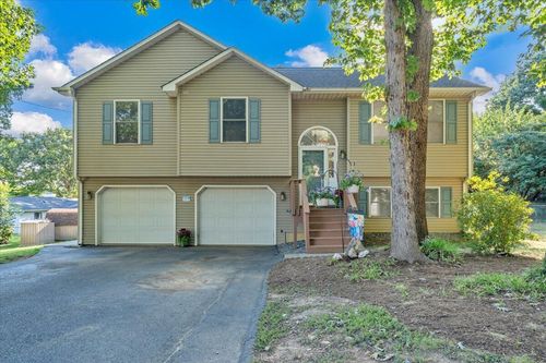551 Sexton Ave, Salem, VA, 24153 | Card Image