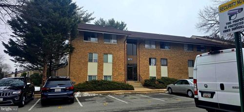 18717-18717 Walkers Choice Rd, MONTGOMERY VILLAGE, MD, 20886-0611 | Card Image