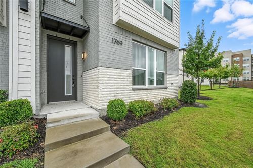 1769 Montgomery Dr, Plano, TX, 75075-1226 | Card Image