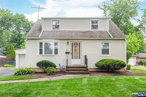 431 Willow Ave, Scotch Plains, NJ, 07076-1609 | Card Image