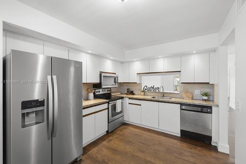 apt-408h-12950 Sw 4th Ct, Pembroke Pines, FL, 33027-1749 | Card Image