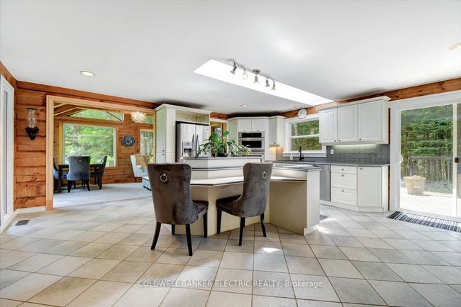 12642 Highway 28, House other with 3 bedrooms, 2 bathrooms and 8 parking in Apsley ON | Image 5