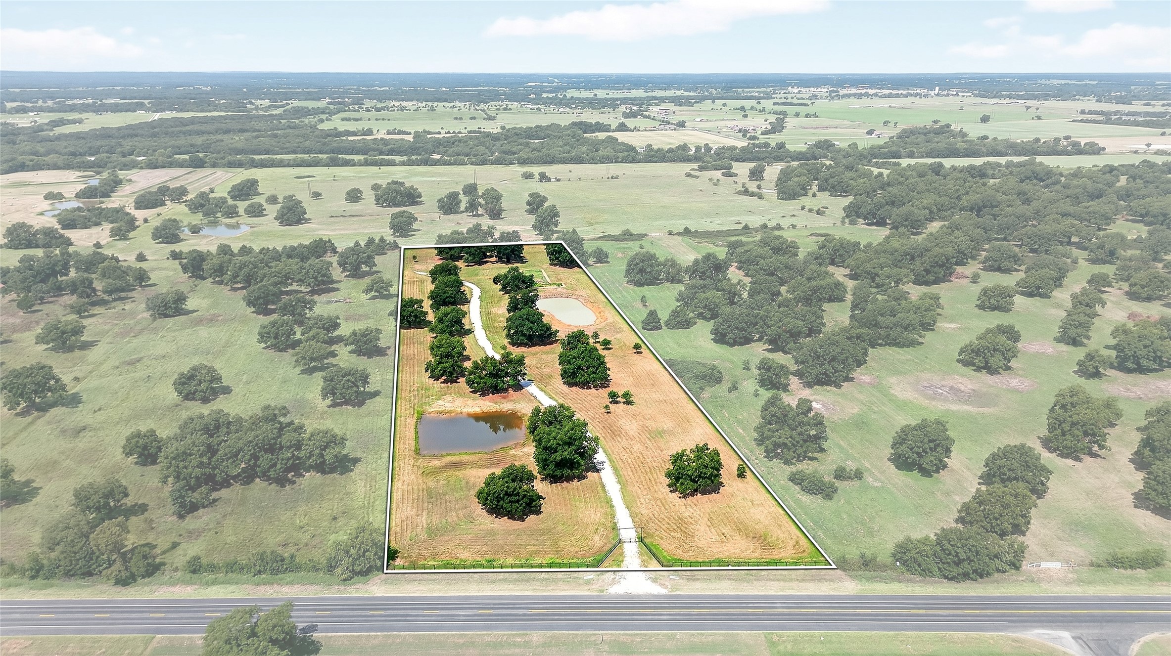 Land in Whitesboro 2