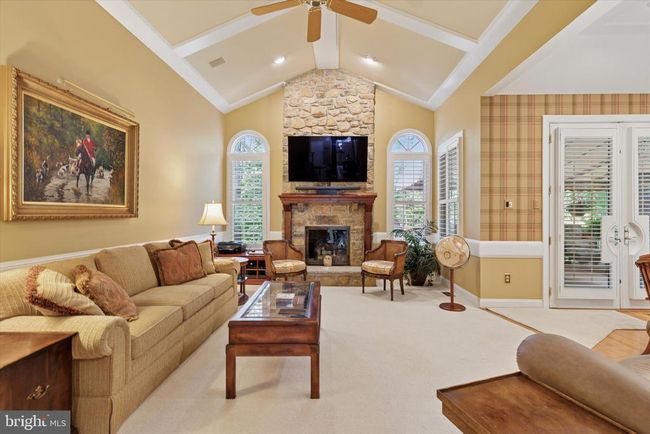 30 - 130 Piqua Cir, Home with 3 bedrooms, 4 bathrooms and null parking in BERWYN PA | Image 4