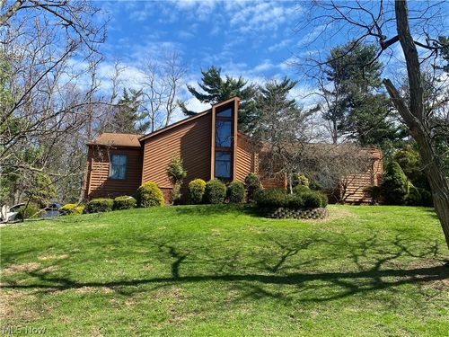 68499 Greenwood Rd, Saint Clairsville, OH, 43950-9706 | Card Image