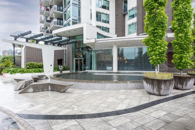 1506 - 210 Salter Street, Condo with 2 bedrooms, 2 bathrooms and 1 parking in New Westminster BC | Image 3