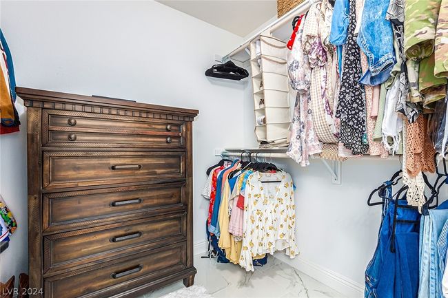 7805 Falling Pines Pl, House other with 4 bedrooms, 3 bathrooms and null parking in Las Vegas NV | Image 34