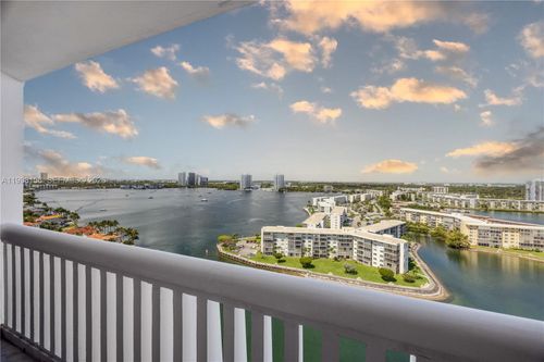 1910-1000 W Island Blvd, Aventura, FL, 33160-4942 | Card Image