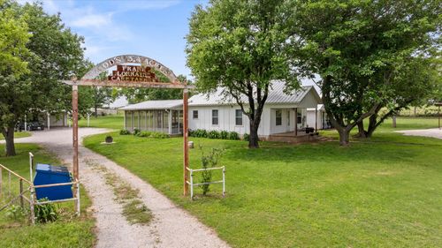 11755 W Fm 8, Stephenville, TX, 76401-8656 | Card Image