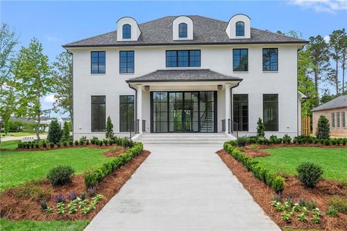 136 Linnette Ln, Mandeville, LA, 70471 | Card Image