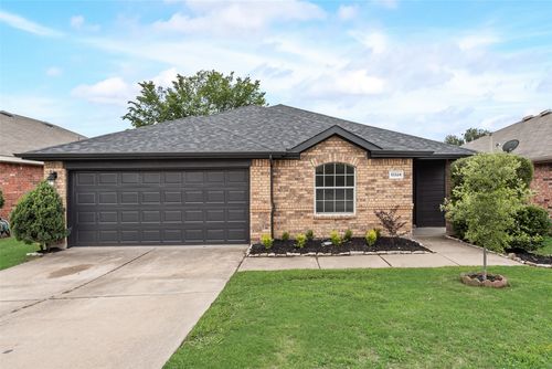 10324 Lake Brook Dr, Hurst, TX, 76053-7825 | Card Image