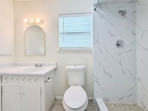 610 Colonial Dr, Garland, TX, 75043-2307 | Card Image