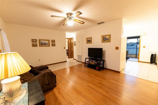 10498 Sw 99 Th Ave, House other with 2 bedrooms, 1 bathrooms and null parking in OCALA FL | Image 5