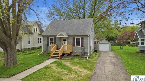 808 5th Se Street, Waseca, MN, 56093 | Card Image