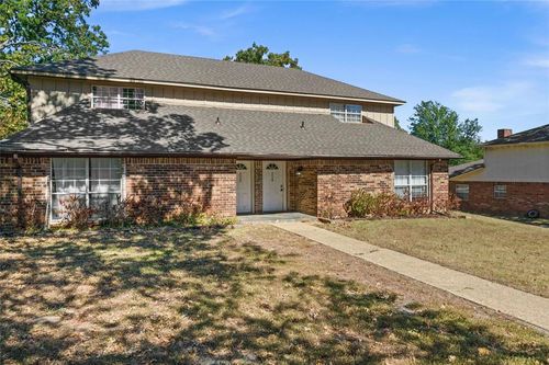 2304 Aberdeen Drive, Tyler, TX, 75703 | Card Image