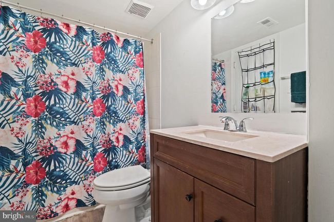 UNIT-2C - 11616 Vantage Hill Rd, Condo with 3 bedrooms, 2 bathrooms and null parking in RESTON VA | Image 14