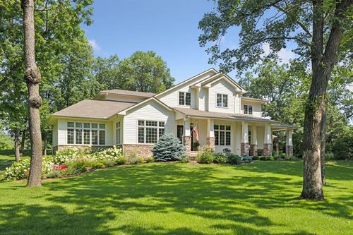 2 Red Forest Ln, North Oaks, MN, 55127-6352 | Card Image