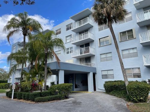 1c-470 Executive Center Dr, West Palm Beach, FL, 33401-2978 | Card Image