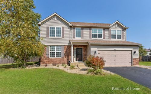 801 Parkside Lane, Yorkville, IL, 60560 | Card Image