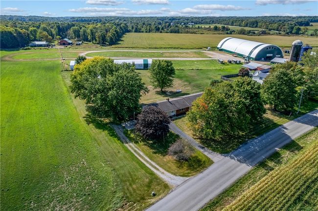738 Fredonia Rd, House other with 3 bedrooms, 1 bathrooms and 6 parking in Stoneboro PA | Image 4