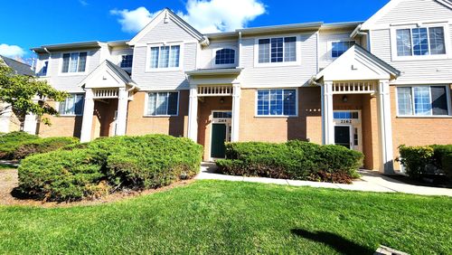 2164 W Concord Ln, Addison, IL, 60101-5611 | Card Image