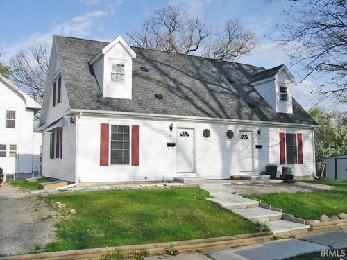 403 Oakwood St, Angola, IN, 46703-1708 | Card Image