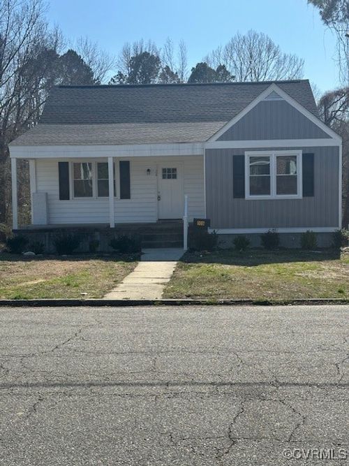 309 W End Blvd, Emporia, VA, 23847-1631 | Card Image