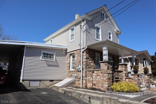 12 Union St, Netcong, NJ, 07857-1601 | Card Image