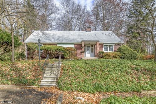 1621 Terrill Rd, Scotch Plains, NJ, 07076-2915 | Card Image