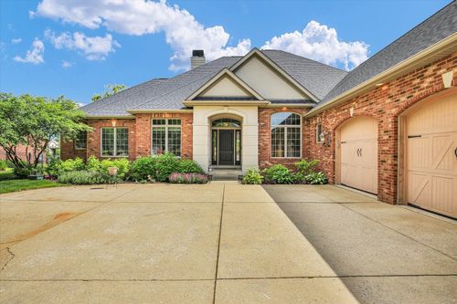 4905 Peifer Ln, Champaign, IL, 61822-8320 | Card Image