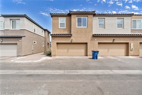 222 Krameria Ave, Henderson, NV, 89011-5655 | Card Image