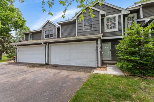 16503 Biscayne Blvd, Eden Prairie, MN, 55347-1105 | Card Image
