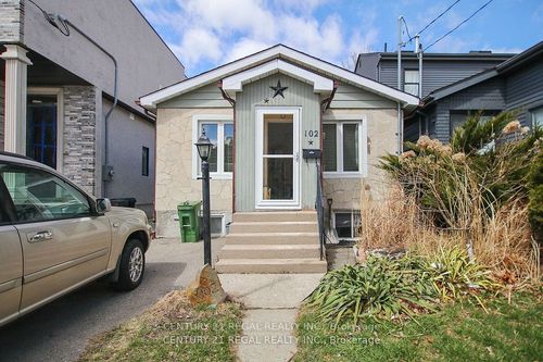 102 Newcastle St, Etobicoke, ON, M8Z1C8 | Card Image