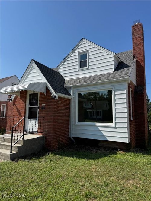 4201 Lambert Rd, South Euclid, OH, 44121-2746 | Card Image