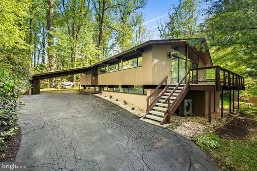 6551 Jay Miller Dr, FALLS CHURCH, VA, 22041-1134 | Card Image