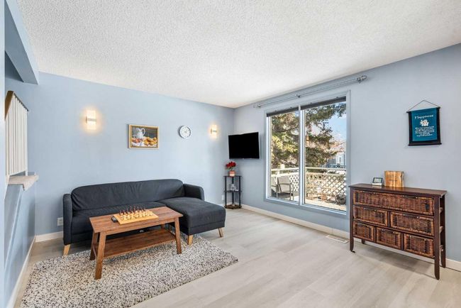 76A Millcrest Green Sw, Home with 2 bedrooms, 2 bathrooms and null parking in Calgary AB | Image 3